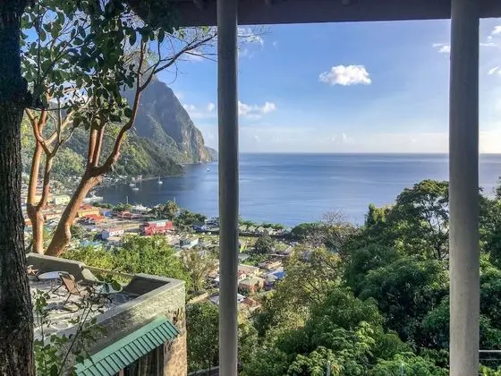 Panoramic Tek Büyük Yataklı Oda