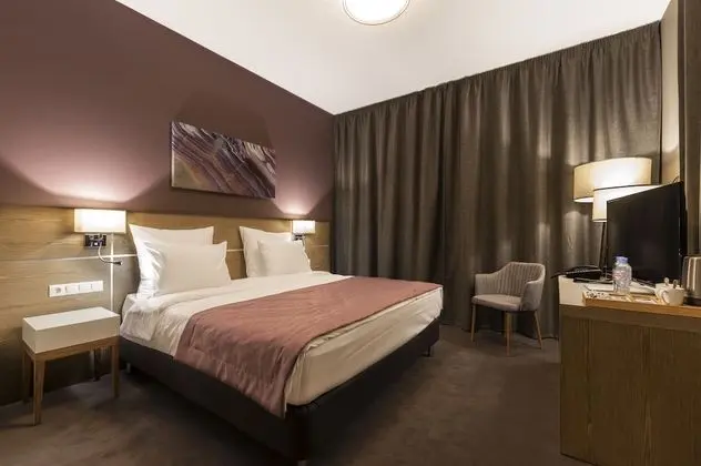 Grand Tek Büyük Yataklı Oda, Balkon, Dağ Manzaralı