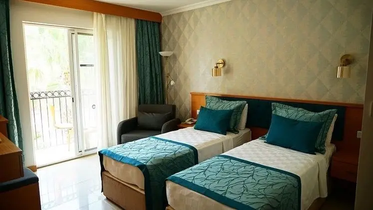 Swim Up Double Or Twin Room