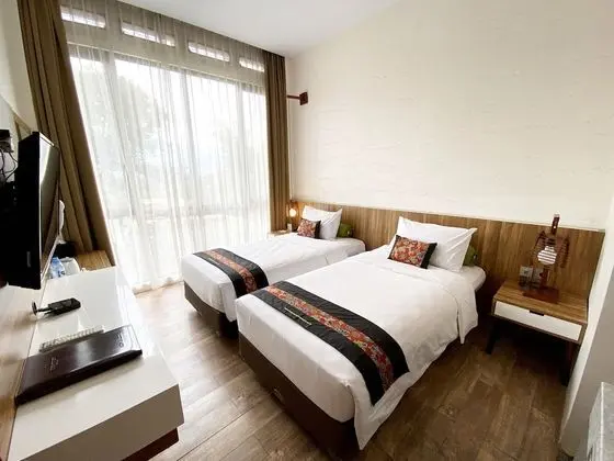 Deluxe Room Twin