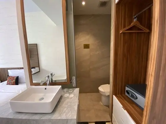 Deluxe Room Twin