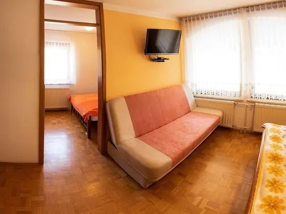 Apart Daire, Bahçe Manzaralı