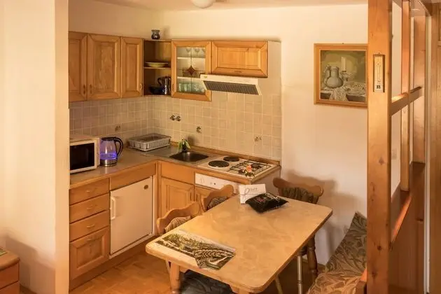 Apart Daire, Bahçe Manzaralı