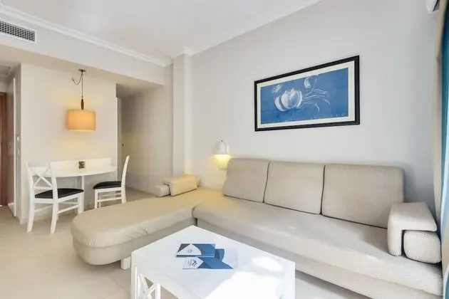 Apart Daire, 1 Yatak Odası, Balkon, Havuz Manzaralı