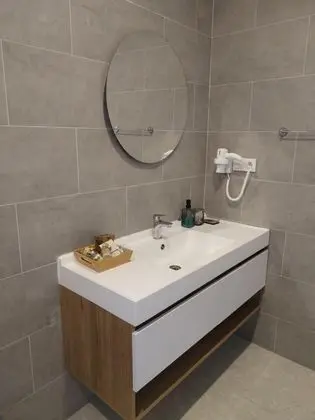 https://images.odamax.com/img/1920x1080/odamax/image/upload/Green_Garden_Dat_a_202506171924051_banyo2.jpeg