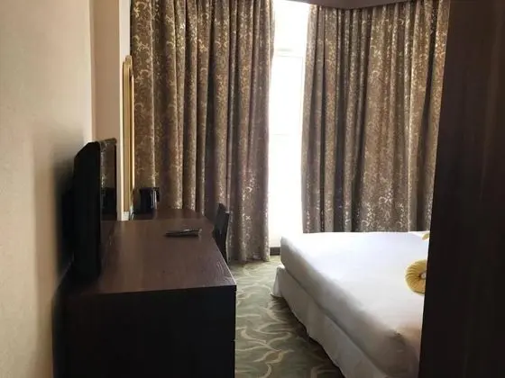 Classic Oda, 1 Büyük (Queen) Boy Yatak, Sigara İçilmez, Şehir Manzaralı