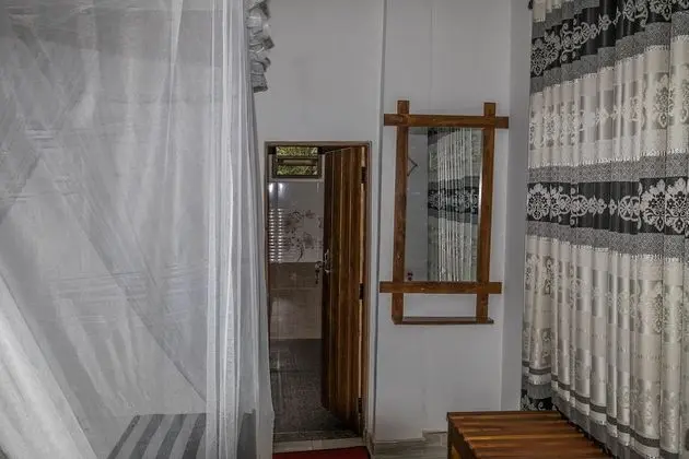 Tek Büyük Yataklı Oda, Sigara İçilmez, Bahçe Manzaralı