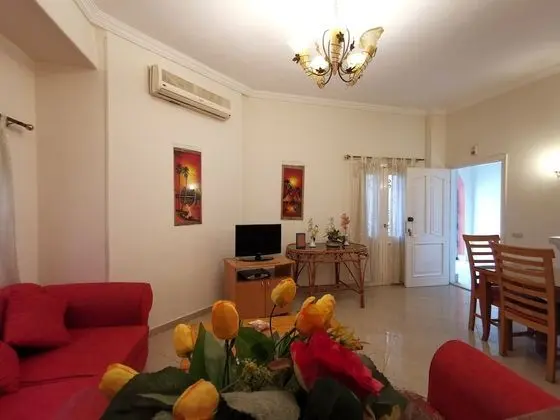 Standard Apart Daire, 2 Yatak Odası, Havuz Manzaralı