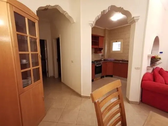 Standard Apart Daire, 2 Yatak Odası, Havuz Manzaralı