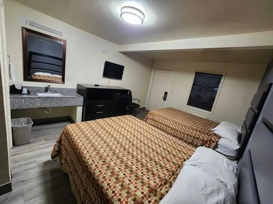 Tek Büyük Yataklı Oda