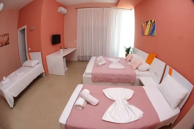 Dört Kişilik Oda, Balkon