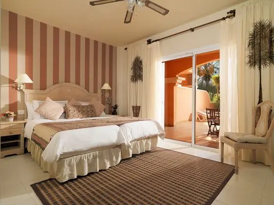 Suit Two Bedrooms