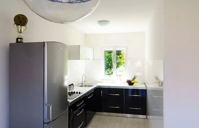 Villa (Three Bedroom Holiday Home with Priva)