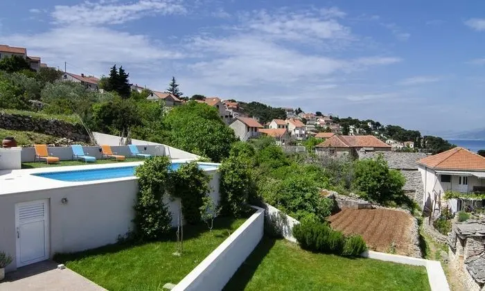 Villa (Three Bedroom Holiday Home with Priva)
