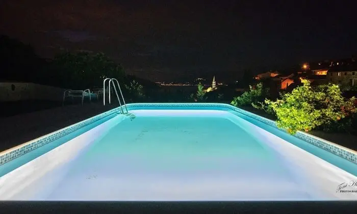 Villa (Three Bedroom Holiday Home with Priva)