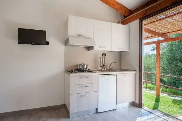 Kır Evi, 2 Yatak Odası, Küçük Mutfak