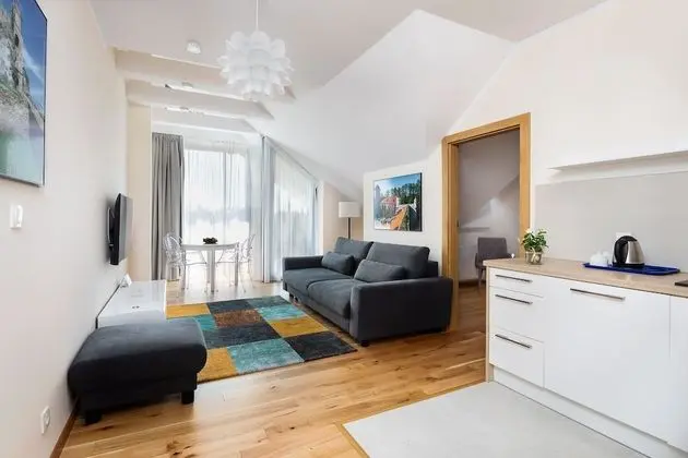 Deluxe Apart Daire, Teras