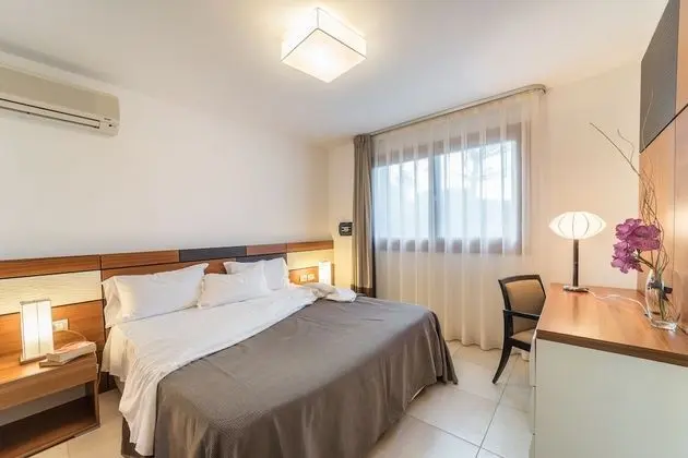 Royal Apart Daire (beach access included)