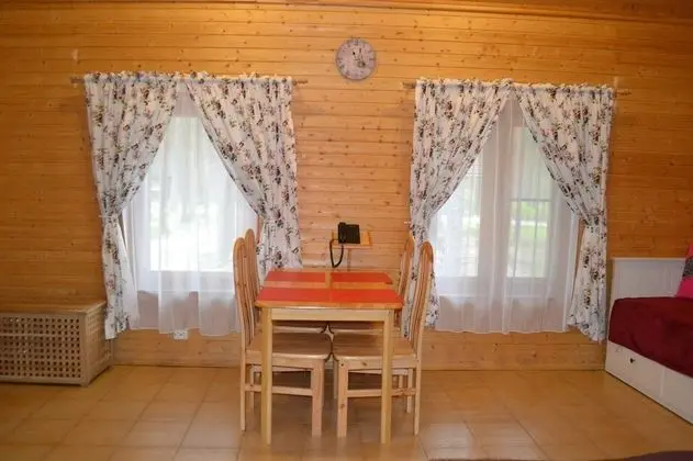 Kır Evi, Sauna (Studio)