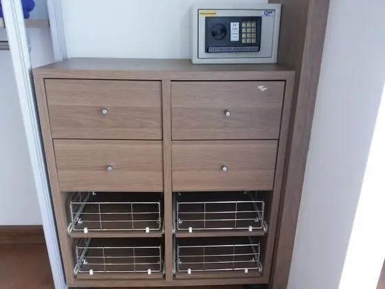 1 Bedroom Apartment, Lake View
