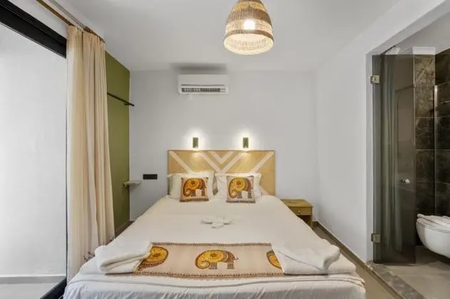 Standart Oda, Şehir Manzaralı