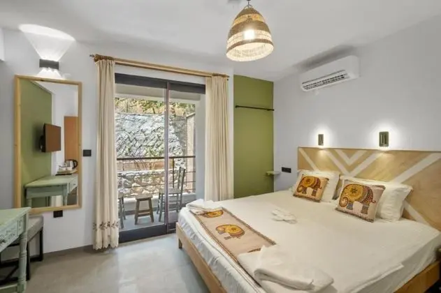 Standart Oda, Şehir Manzaralı