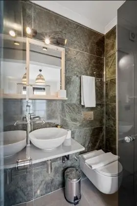 Standart Oda, Şehir Manzaralı