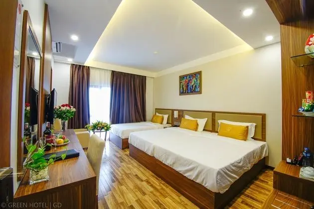 Deluxe Üç Kişilik Oda