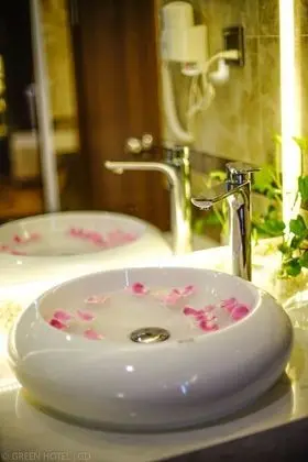 Deluxe Üç Kişilik Oda