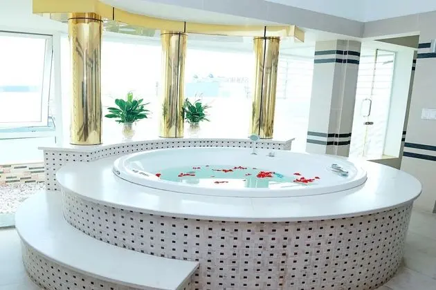 Executive Oda, 1 En Büyük (King) Boy Yatak, Küvet, Şehir Manzaralı