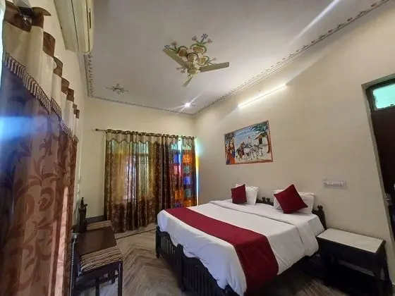 Super Deluxe Room