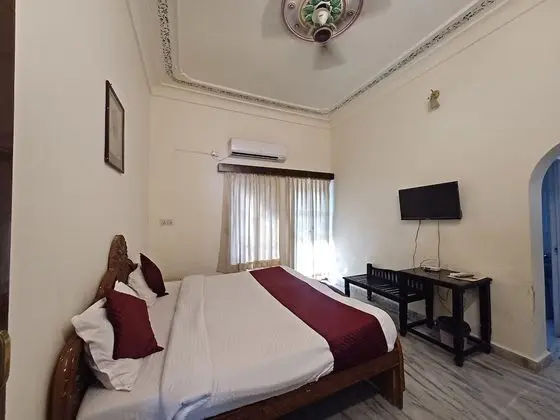 Super Deluxe Room