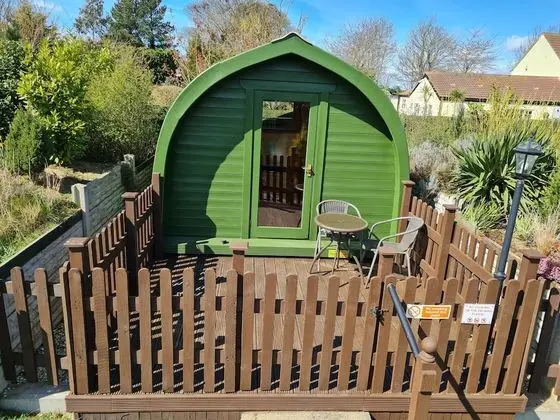 Classic Dağ Evi, Göl Manzaralı (Swallow - Glamping Pod )