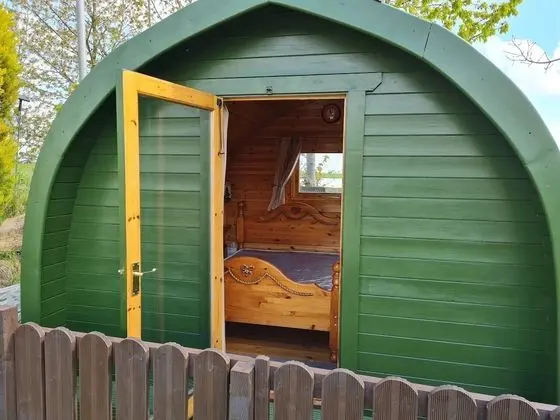 Classic Kulübe, Göl Manzaralı (Barn Owl - Glamping Pod)