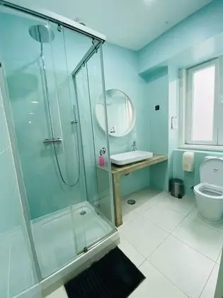 Tek Büyük Yataklı Oda, 1 En Büyük (King) Boy Yatak, Sigara İçilmez, Ortak Banyo (2)