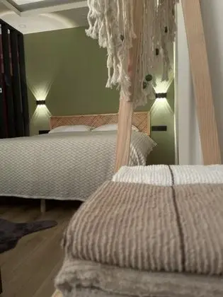 Suite, Doğa Manzaralı, Jakuzili