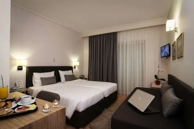 Üç Kişilik Oda, Balkon