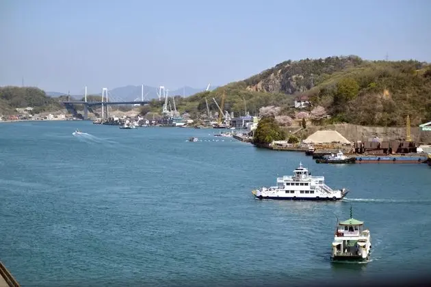Standard İki Ayrı Yataklı Oda, 3 Tek Kişilik Yatak, Kısmi Deniz Manzaralı