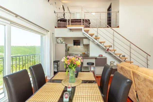 Superior Apart Daire, Kişiye Özel Havuzlu, Tepe Manzaralı