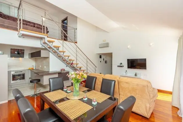 Superior Apart Daire, Kişiye Özel Havuzlu, Tepe Manzaralı