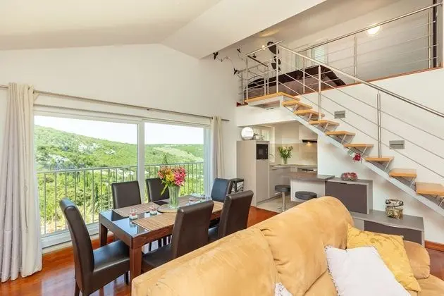 Superior Apart Daire, Kişiye Özel Havuzlu, Tepe Manzaralı