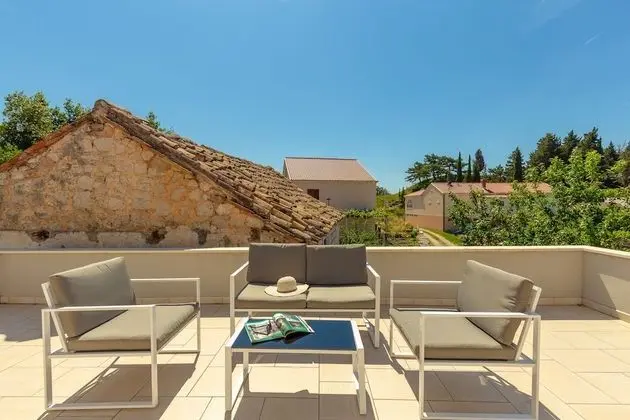 Superior Apart Daire, Kişiye Özel Havuzlu, Tepe Manzaralı