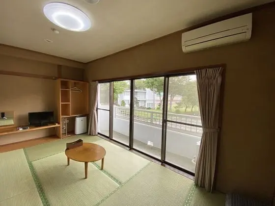 Traditional Oda, Sigara İçilmez (Main Building, 7.5 Tatami-mats)
