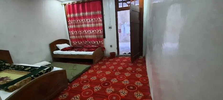Standard Tek Büyük Yataklı Oda