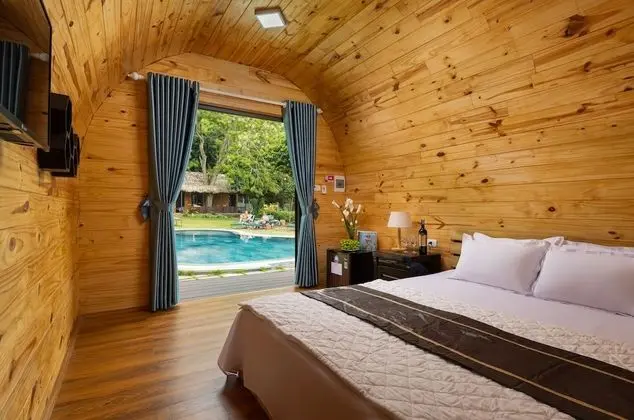 Deluxe Bungalov