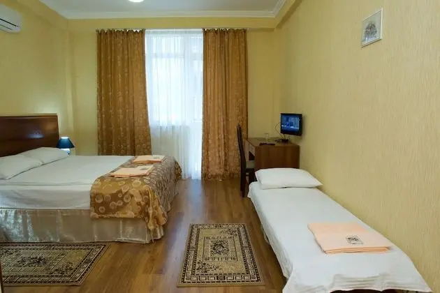 Comfort Tek Büyük Yataklı Oda