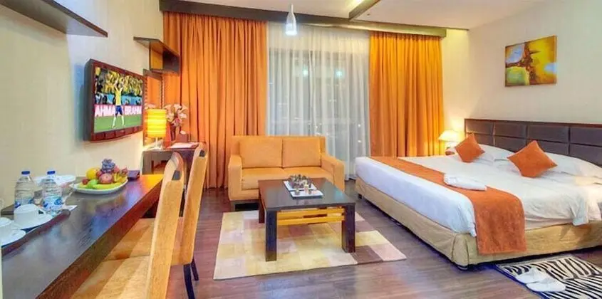 Deluxe Tek Büyük veya İki Ayrı Yataklı Oda, Balkon