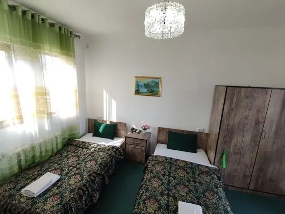 Basic İki Ayrı Yataklı Oda