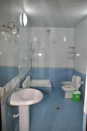Ortak Ranzalı Oda, Karma Ranzalı Oda, Bahçeli (6 beds)