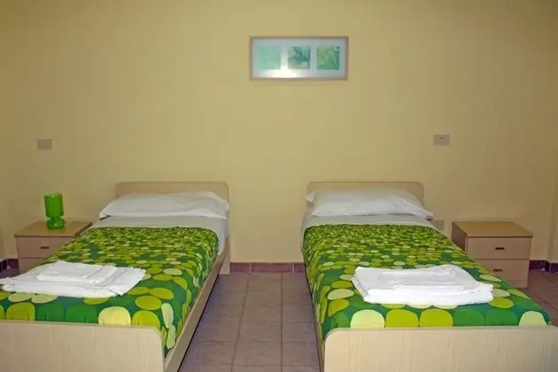 İki Ayrı Yataklı Oda, 2 Tek Kişilik Yatak, Bahçe Manzaralı